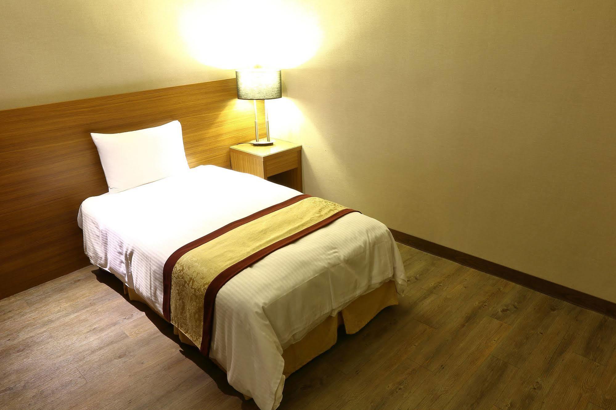 Sankaikan Hotel Puzi Luaran gambar